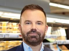 RUTH SUNDERLAND: Machin, chefe da M&S, repreende os esquivos