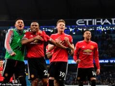 O time de futebol fora da Liga de Manchester, repleto de ex-estrelas da Premier League, dá o último golpe após contratar o ícone do Man United