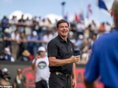 Teme que a Arábia Saudita cancele o LIV Golf de US$ 6 bilhões em meio à crise no Irã, depois que fãs descobrem detalhes do e-mail vazado do CEO