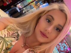 A repórter demitida da NFL, Crissy Froyd, redobra as críticas a Dianna Russini em uma declaração inflamada depois de perder seu emprego por causa de uma postagem brutal