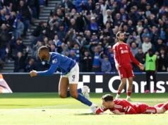 Everton x Liverpool – Premier League AO VIVO: Últimos resultados e atualizações como Beto LEVELS para Toffees após o gol de Mohamed Salah enquanto Aston Villa lidera o Sunderland e Nottingham Forest lidera o Burnley