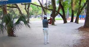 Momento de hipocrisia Max Homa, estrela do PGA Tour, joga furiosamente seu taco… dias depois de sofrer o colapso de jogadores de golfe ‘mimados’