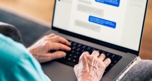 O jornalista esportivo de luto revela como perdeu US $ 270 mil em economias de uma vida em um golpe online envolvendo uma mulher ‘jovem e linda’