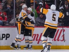 Os Penguins garantem a vaga nos playoffs e encerram uma seca de três anos na pós-temporada