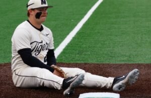 Woita e Ward combinam três home run na derrota de Mizzou por 9-6 para Oklahoma