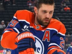 Leon Draisaitl retorna para o Edmonton Oilers no Jogo 1