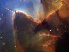 Hubble comemora 36º aniversário com lindas novas imagens da famosa Nebulosa Trífida