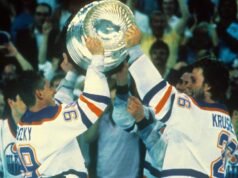 A última camisa dos Oilers de Gretzky é vendida em leilão pelo valor recorde de US$ 2,8 milhões