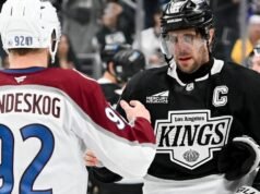 A carreira de 20 anos de Anze Kopitar termina com derrota dos Kings