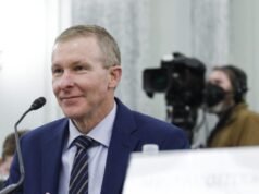 CEO da United: Os viajantes se beneficiariam com a fusão da American Airlines