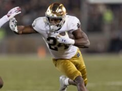 Jadarian Price é uma aposta de valor para ganhar o Estreante Ofensivo do Ano em 2026