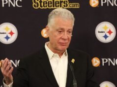 Rooney diz que os Steelers mantêm contato regular com Rodgers