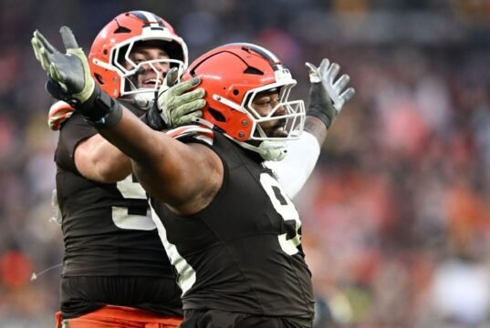 Fonte: Giants deverá contratar o veterano DT Shelby Harris