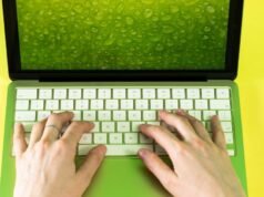 Você pode fazer um MacBook Neo colorido com peças da Apple