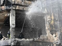 Ucrânia: Seis pessoas morreram e dezenas ficaram feridas num ataque russo a um mercado em Nikopol