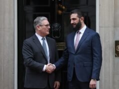 Recebido em Londres pelo presidente sírio Starmer e depois pelo rei