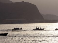 AO VIVO | 54º dia da guerra no Médio Oriente: Navios abertos pelo Irão e apreendidos no Estreito de Ormuz