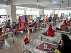 Hospitais em Bangladesh estão lotados de pacientes jovens com sarampo