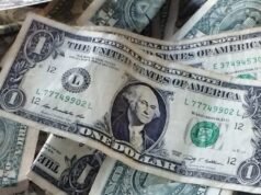 A maioria dos americanos se opôs à ordem de pagamento assinada por Trump: pesquisa