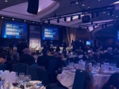 Donald Trump evacuado após tiroteio em jantar de correspondentes na Casa Branca