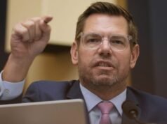 Promotor de Justiça de Manhattan investigará Swalwell por alegação de agressão sexual