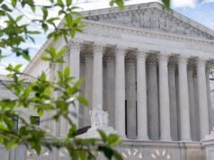 A Suprema Corte suspendeu o caso dos direitos dos pais