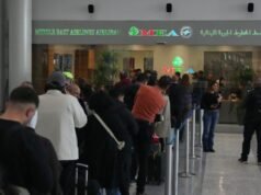 Estas quatro companhias aéreas aumentaram as taxas de bagagem despachada à medida que os custos de combustível aumentam