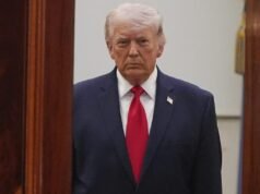 Os preços do petróleo sobem à medida que o prazo de Trump para o Irã se aproxima, após o ataque à Ilha Kharg