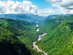 Equador inicia fracking na Amazônia e chama isso de “novo horizonte” para a produção de petróleo