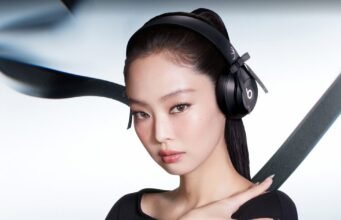 Os fones de ouvido Beats x Jennie são tão elegantes que até os que odeiam o K-Pop ficarão sedentos por eles.
