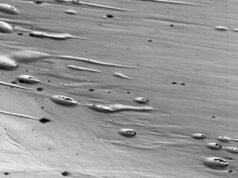 O gelo em Marte derrete na primavera. Foto de 24 de abril de 2026