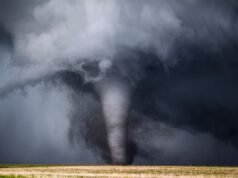 Um alerta de tornado foi emitido em 6 estados