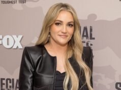 Fotos da atriz ao longo dos anos – Hollywood Life