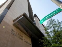 Homem se declara culpado de acusações de tráfico de drogas em Portland