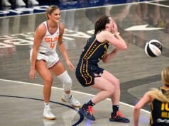 Chicago Sky Land Caitlin Clark Rival Days Negociando Angel Reese