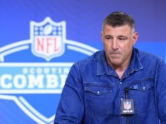 Patriots emitem declaração sobre Mike Vrabel deixando o time durante o Draft da NFL