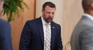 Retorno ao trabalho flexível para funcionários federais do DHS