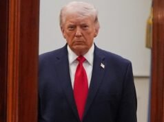 Trump está comendo um rolinho de ovos de Páscoa na Casa Branca em meio aos rumores de Walter Reed? – Vida hollywoodiana