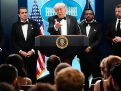 Suspeito identificado com foto em jantar por correspondentes da Casa Branca