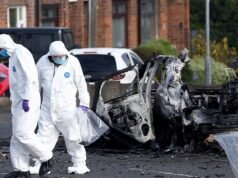 Novo IRA reivindica carro-bomba na delegacia de polícia de Belfast e alerta sobre mais ataques