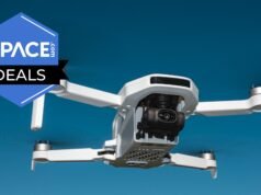 A primavera é a época perfeita para voar e você pode economizar US$ 120 neste drone Potensic Atom 2.