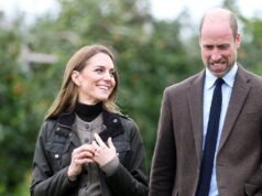 O Príncipe William e a Princesa Kate comemoram seu 15º aniversário com uma foto de família