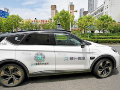 Interrupção do Robotaxi deixa Pax preso em rodovia movimentada