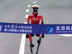 Um robô humanóide bate o recorde mundial da meia maratona de Jacob Kiplimo em Pequim