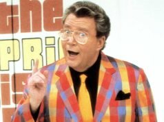 O locutor de “Price Is Right”, Rod Roddy, uma vez desmaiou em uma rádio ao vivo depois de supostamente discutir com a ex-Miss América tomando café quente