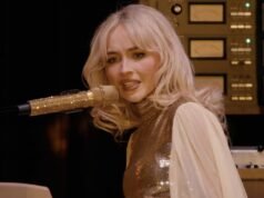 Sabrina Carpenter pede desculpas por confundir a ‘chamada de comemoração’ dos fãs com canto em um momento embaraçoso do Coachella