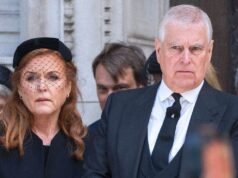 O designer de guarda-roupa real da assassina condenada Sarah Ferguson inspira novo show