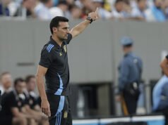 Um meio-campista argentino despertou interesse na Inglaterra ao mais alto nível e Scaloni segue de perto seu atual time, o Sports El Intransigent.