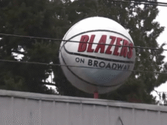 Amadas relíquias do Blazers ressurgem enquanto os fãs de Portland se preparam para os playoffs