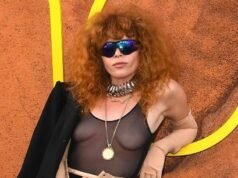 Seu diário anterior, cirurgia cardíaca e muito mais – Hollywood Life